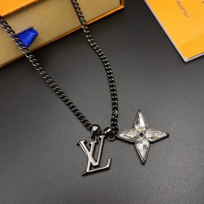 L style New ACC Black Gold Necklace-Luxeon