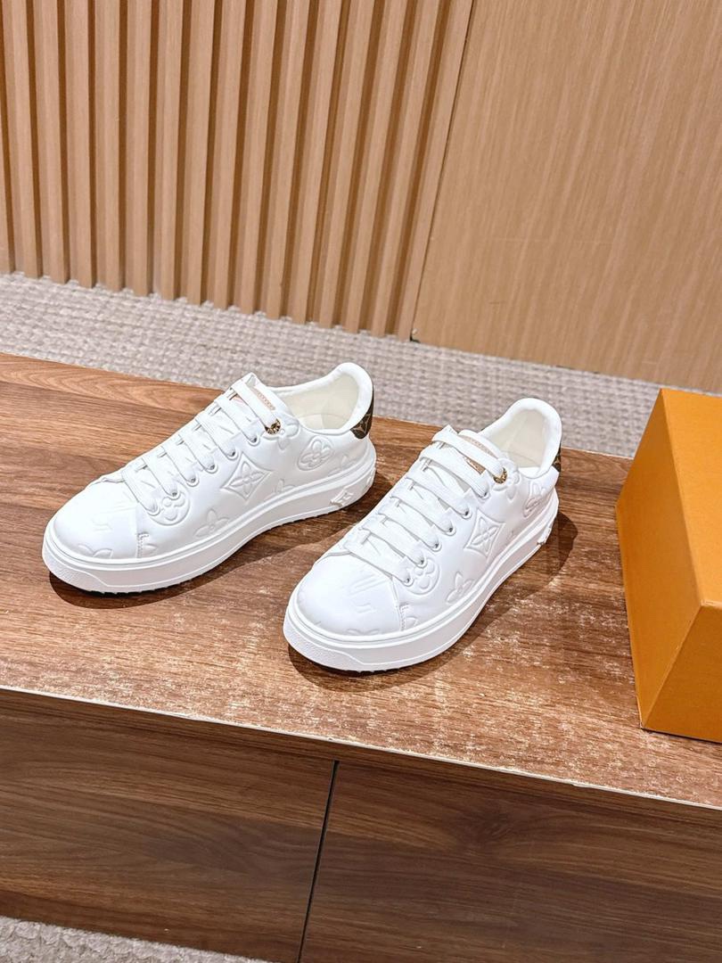 Printed casual shoes