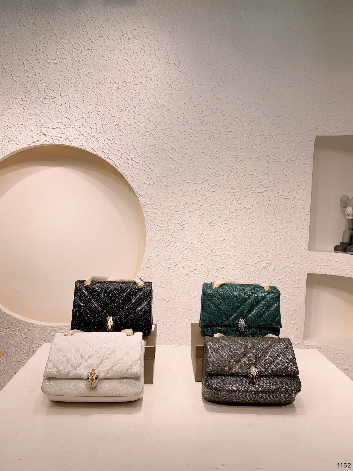 BVLGARI Shoulder Bags Classic-Luxeon