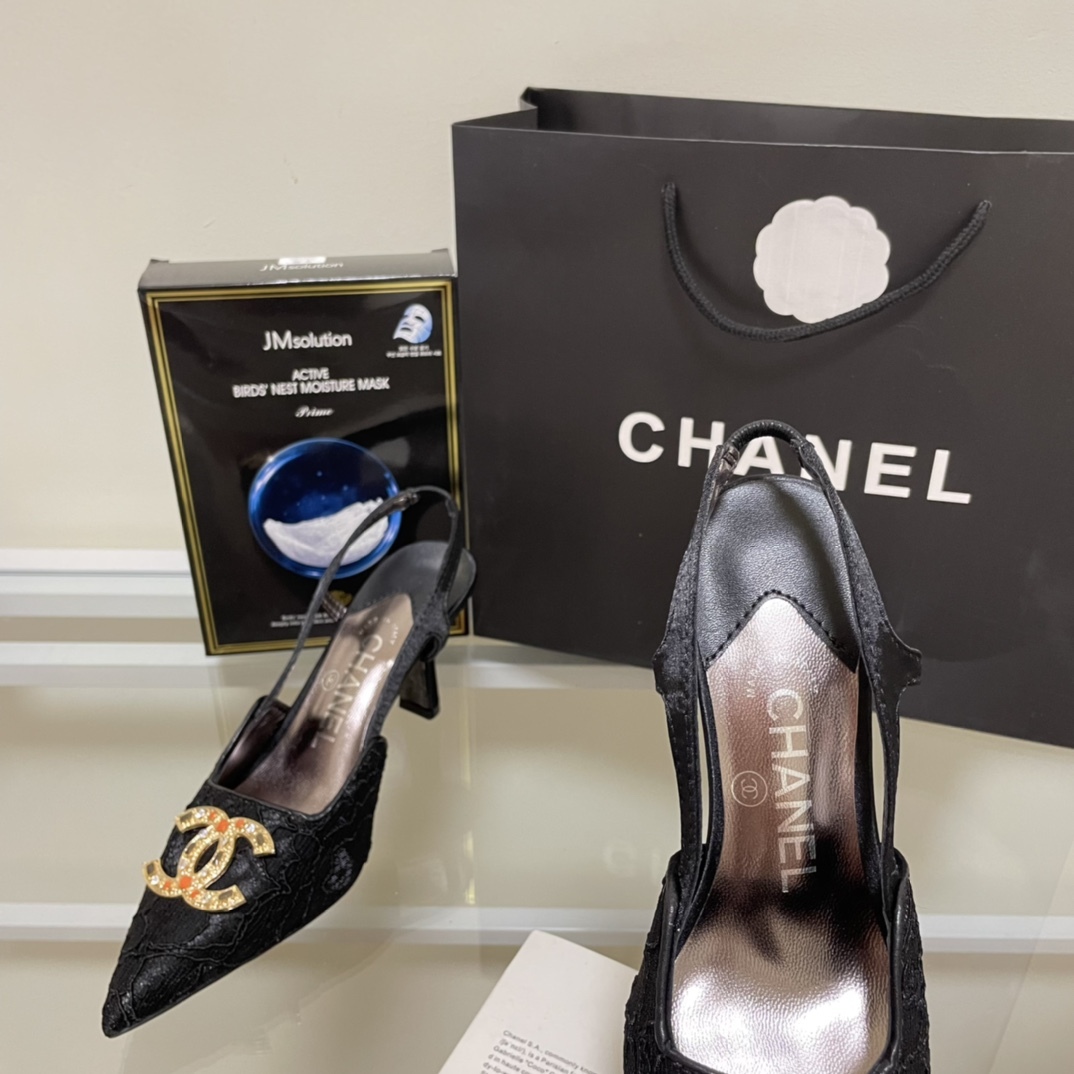 C style Vintage double-C sandals-Luxeon