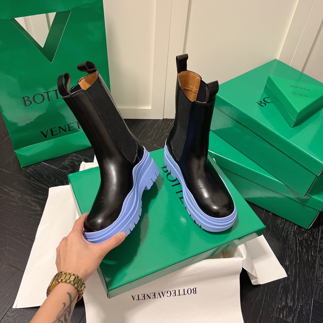 Bottega Venet mid-calf heeled boots-Luxeon