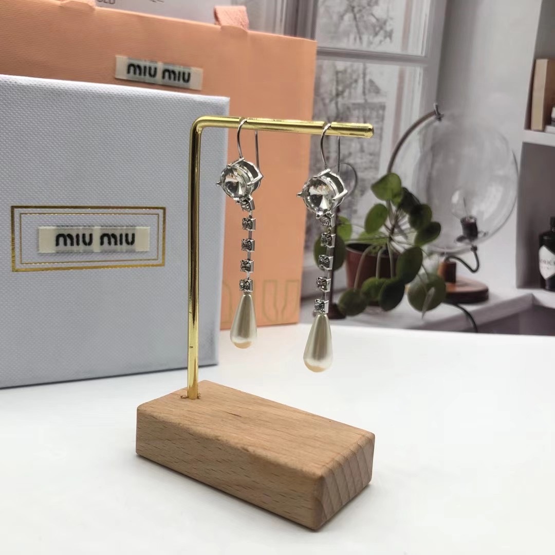 MiuMiu New Water Drop Earrings-Luxeon