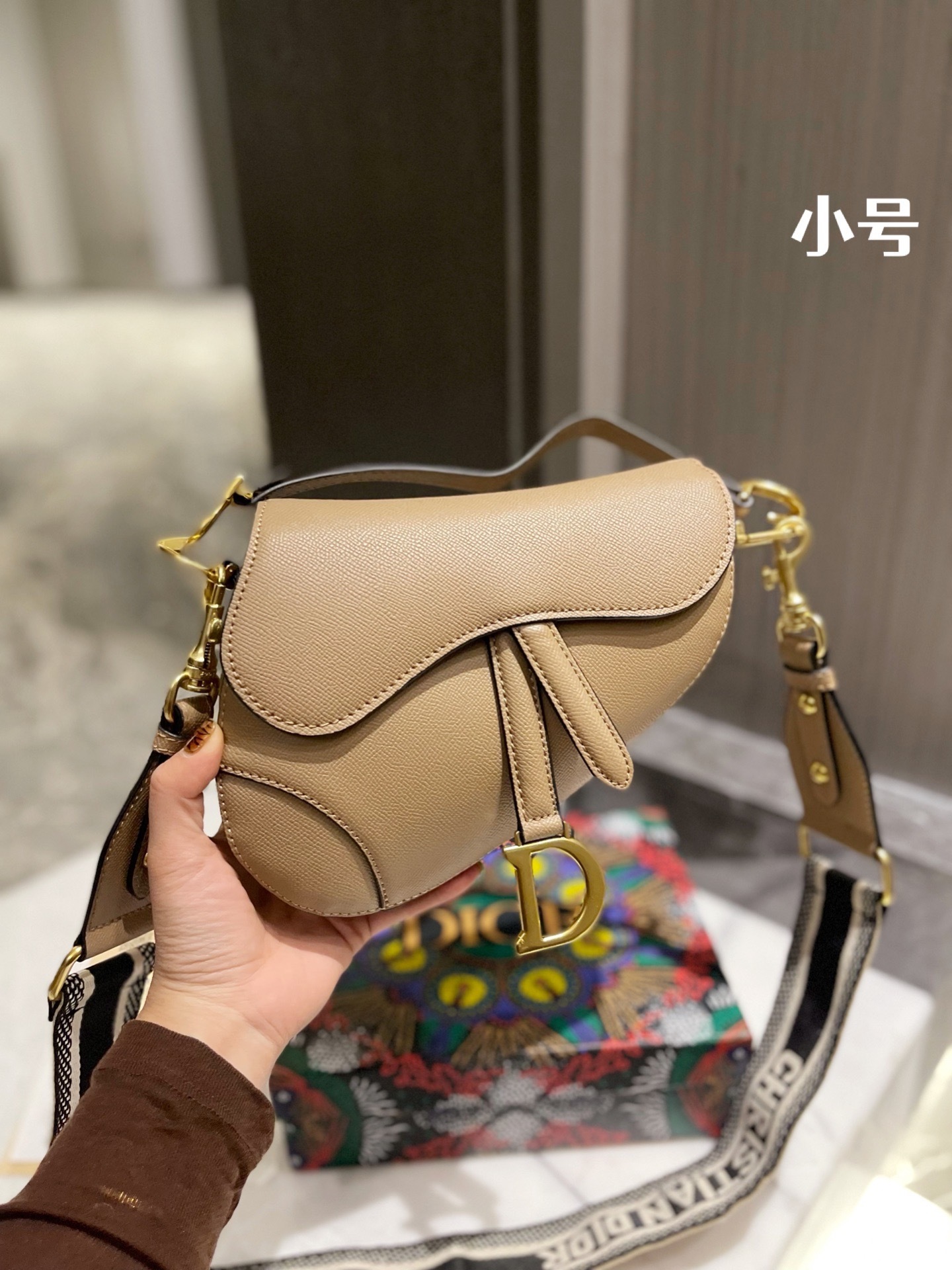 D style saddle handbags-Luxeon