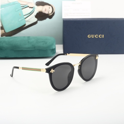 GUCC Women's Sunglasses-Luxeon
