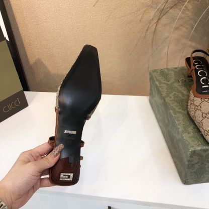 G style vintage women sandals pumps-Luxeon