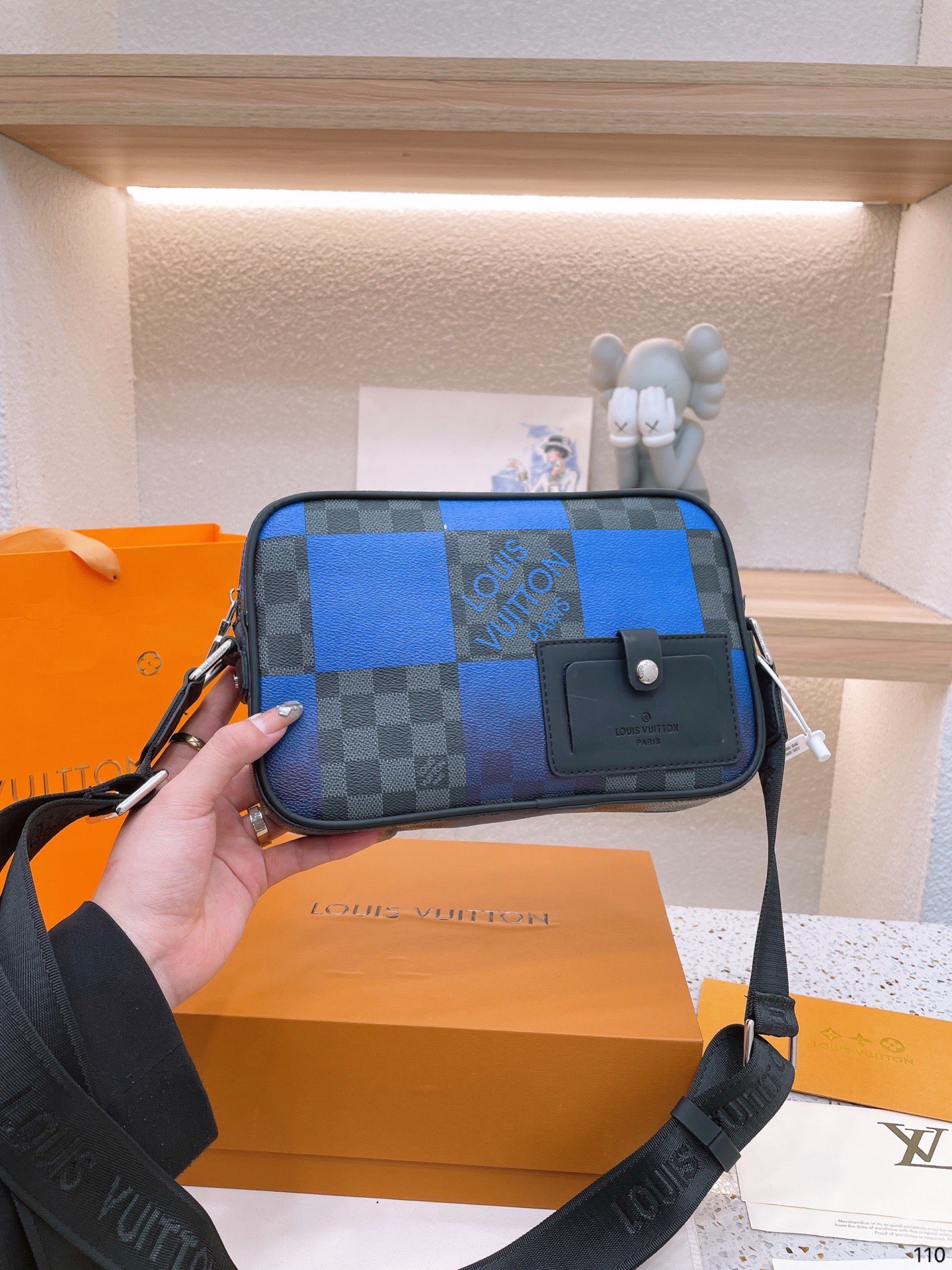 L style . handbags unisex-Luxeon
