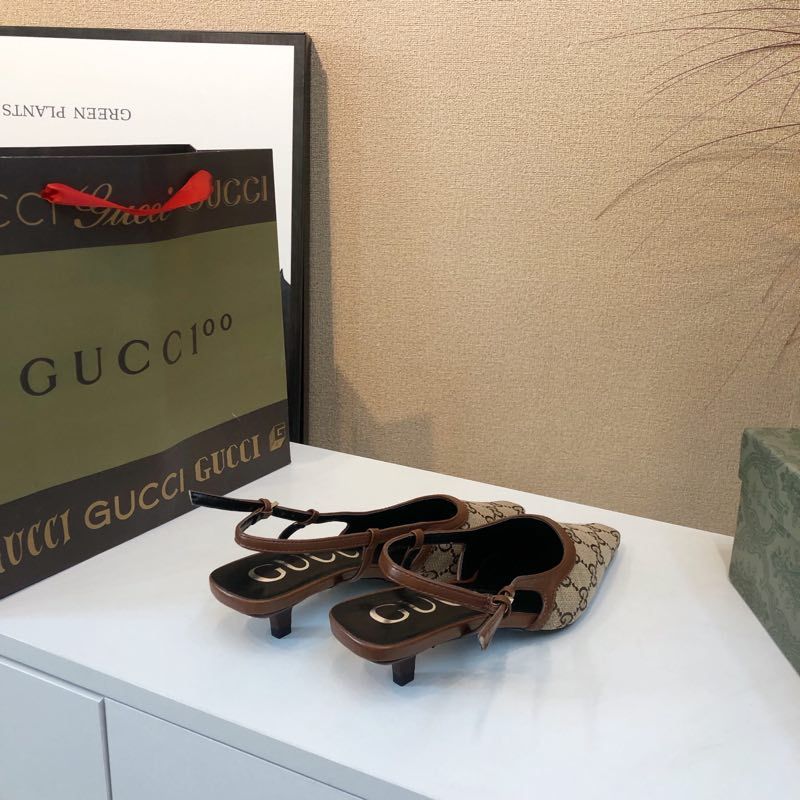 G style vintage women sandals pumps-Luxeon