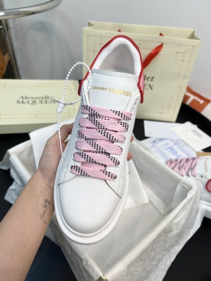 Alexander Mc QUEEN  women sneakers casual shoes-Luxeon