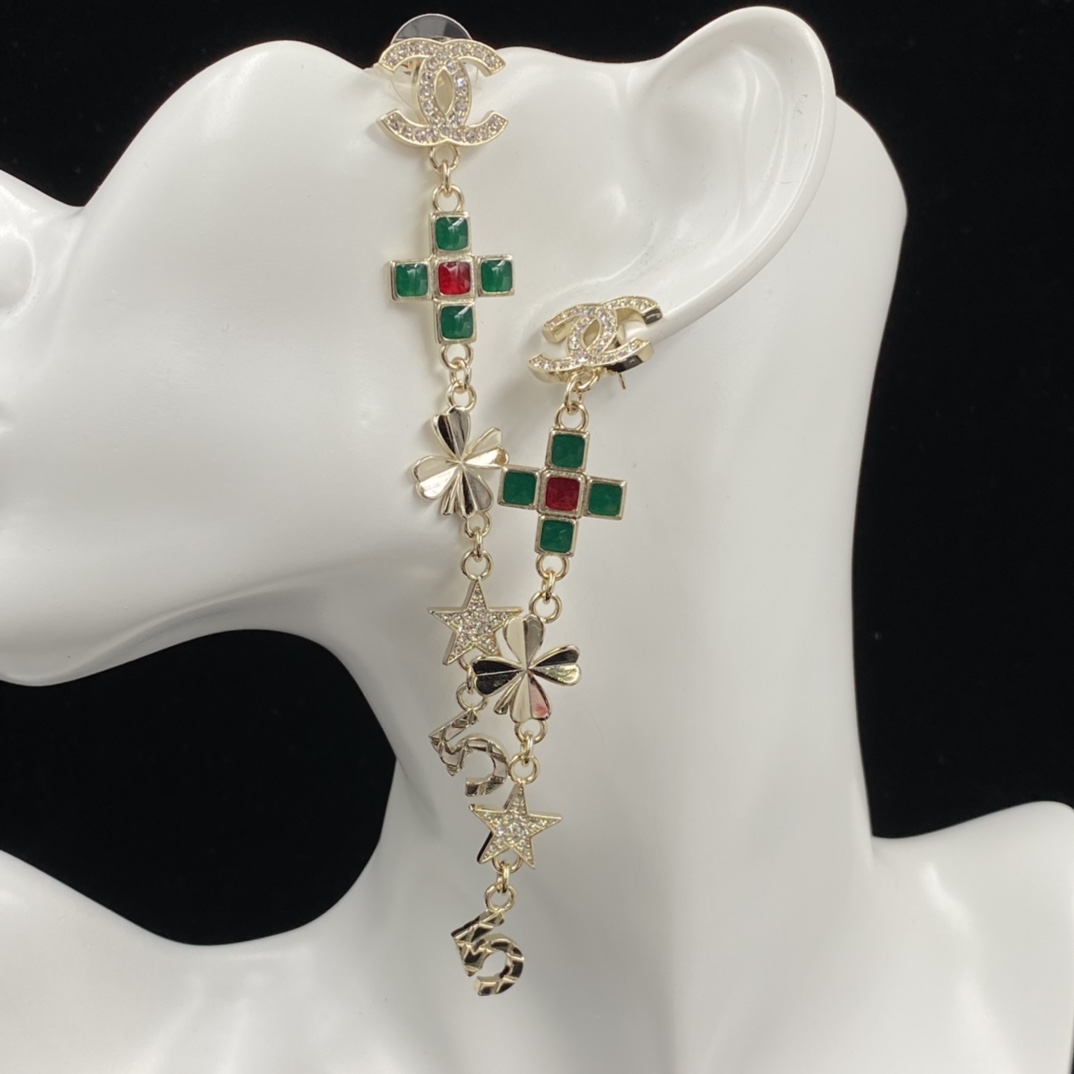 C style four-leaf clover earrings-Luxeon