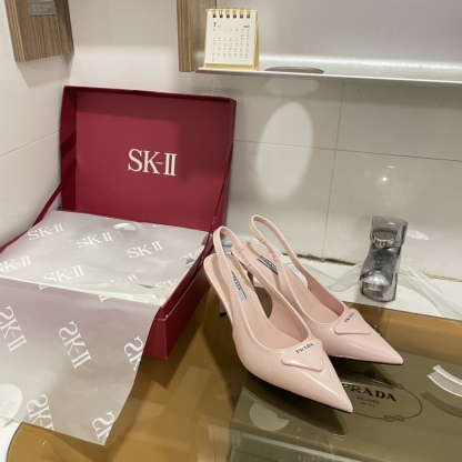 P style classic patent leather sandals high heels-Luxeon