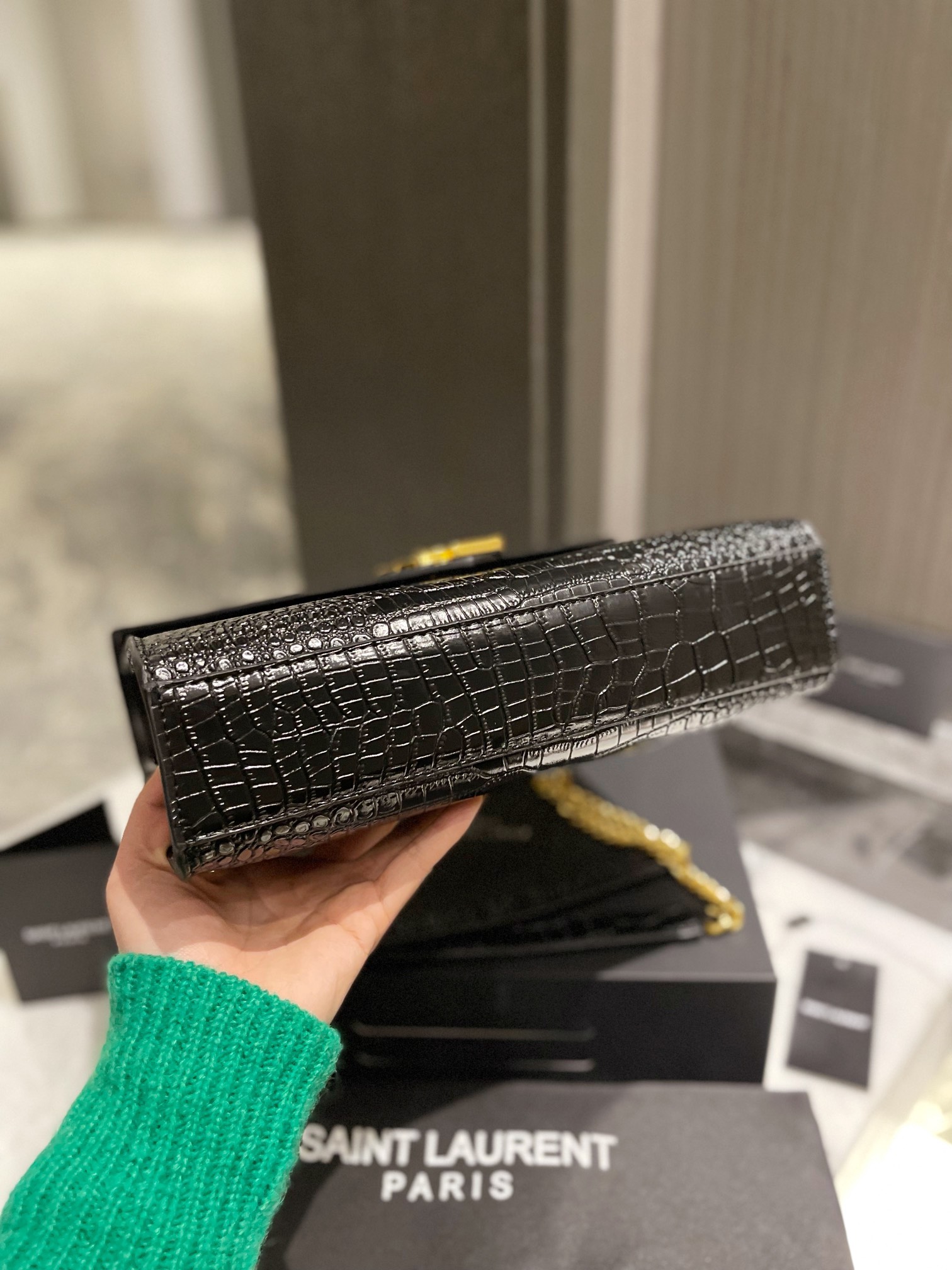 Y style Saint Laurent Handbags Crocodile Pattern-Luxeon