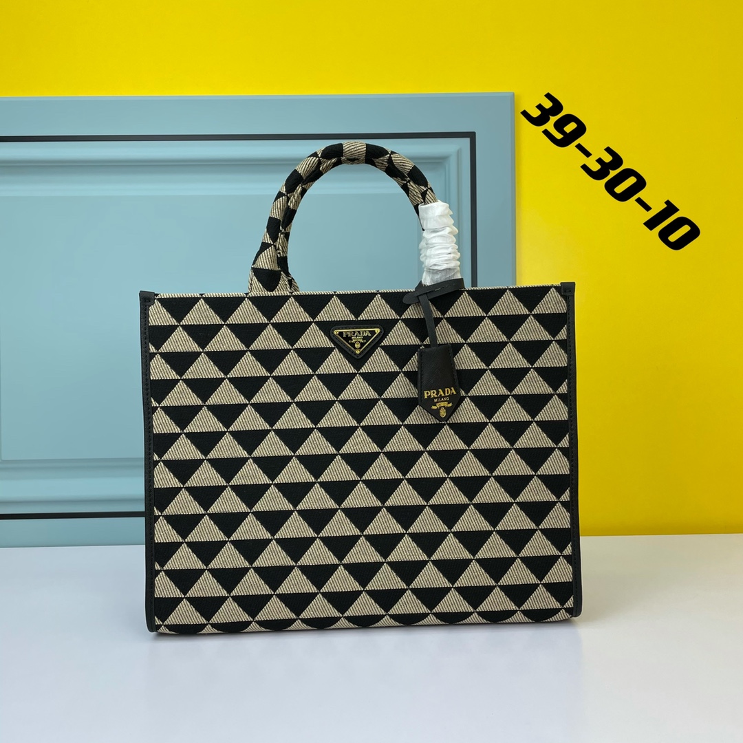 P style handbag-Luxeon