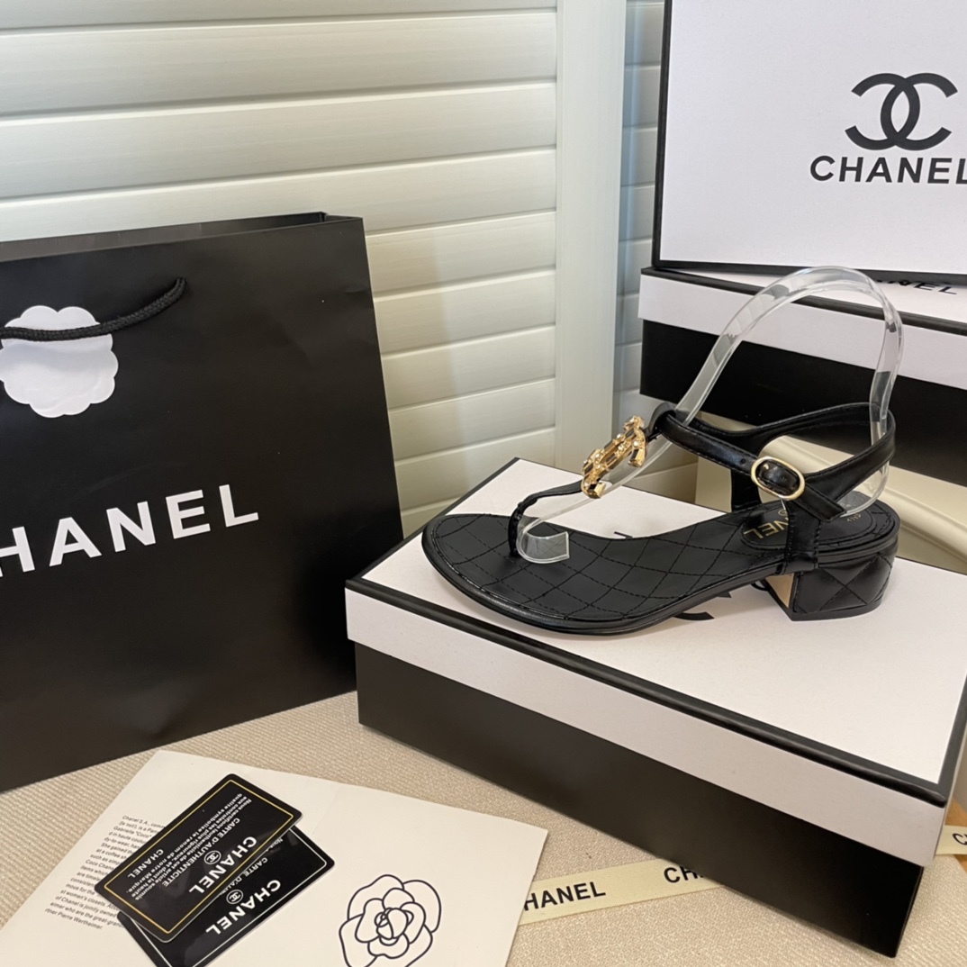 C style Double C Chunky Heel Sandals-Luxeon