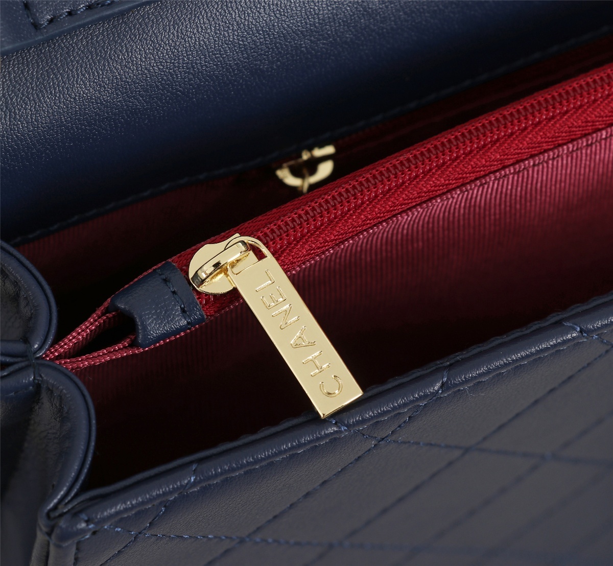 C style  handbag-Luxeon