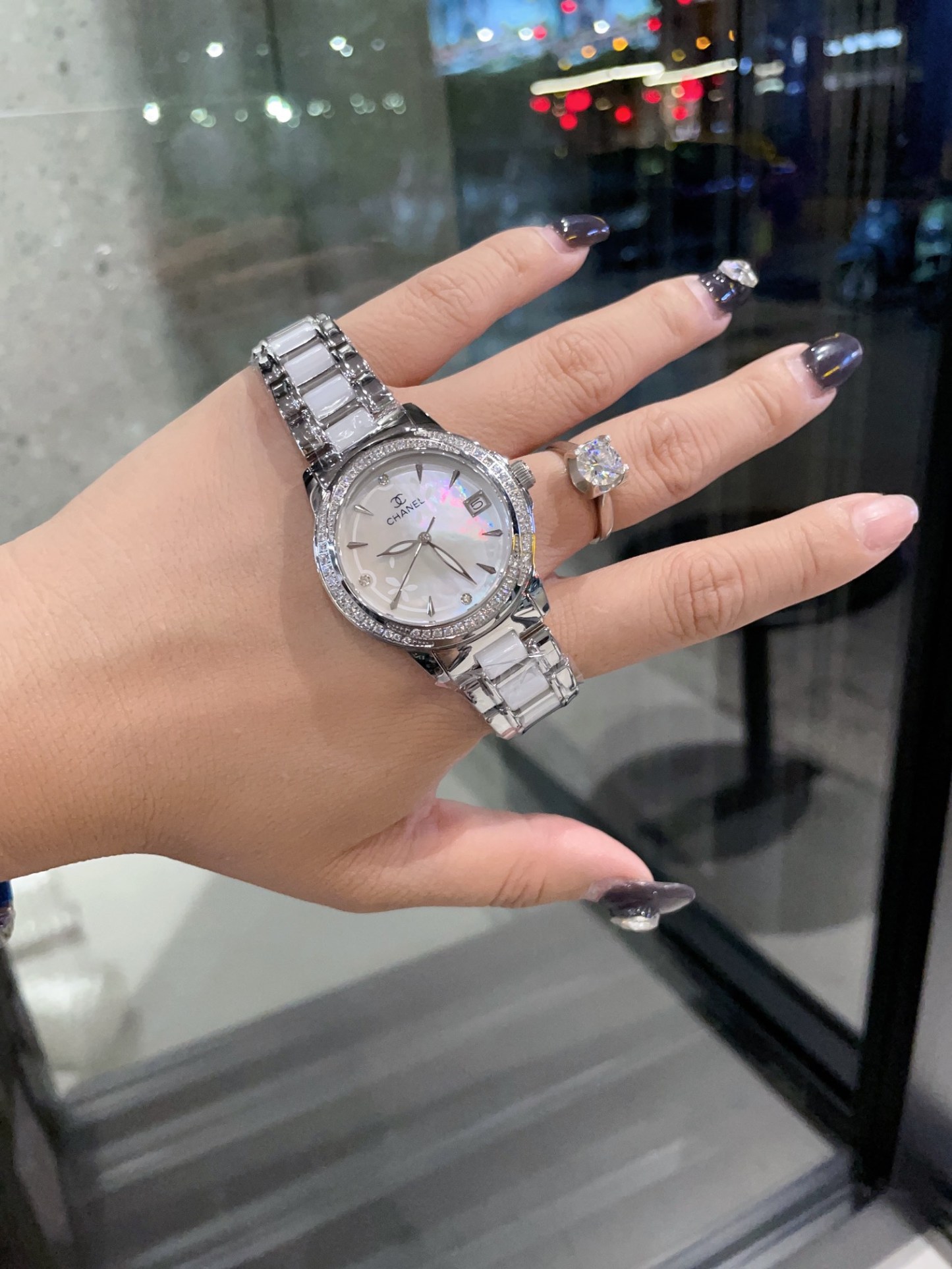 C style Delicate Women Watch Ceramic Strap Quartz Movement-Luxeon