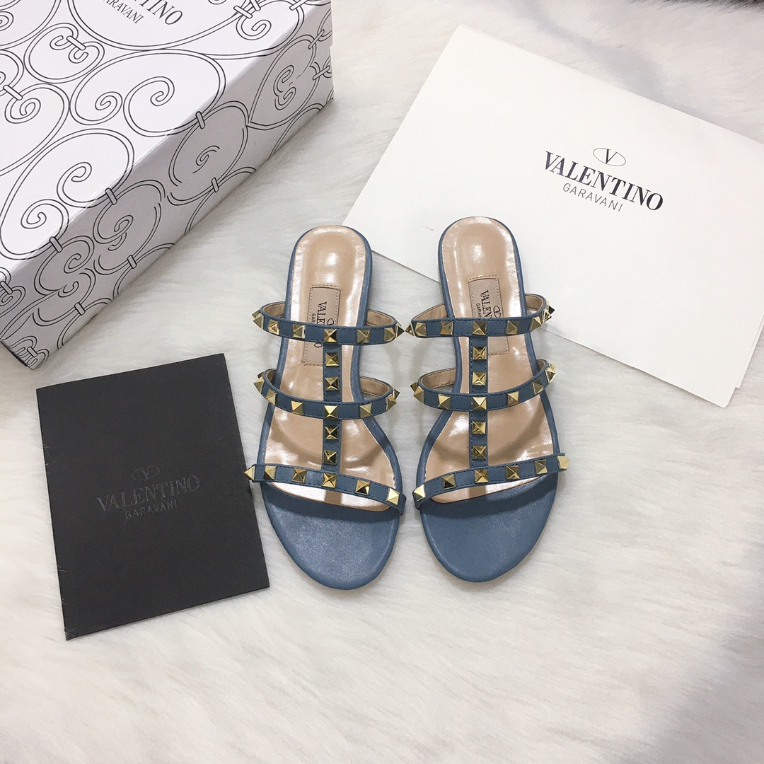 Valentino studded flat sandals-Luxeon