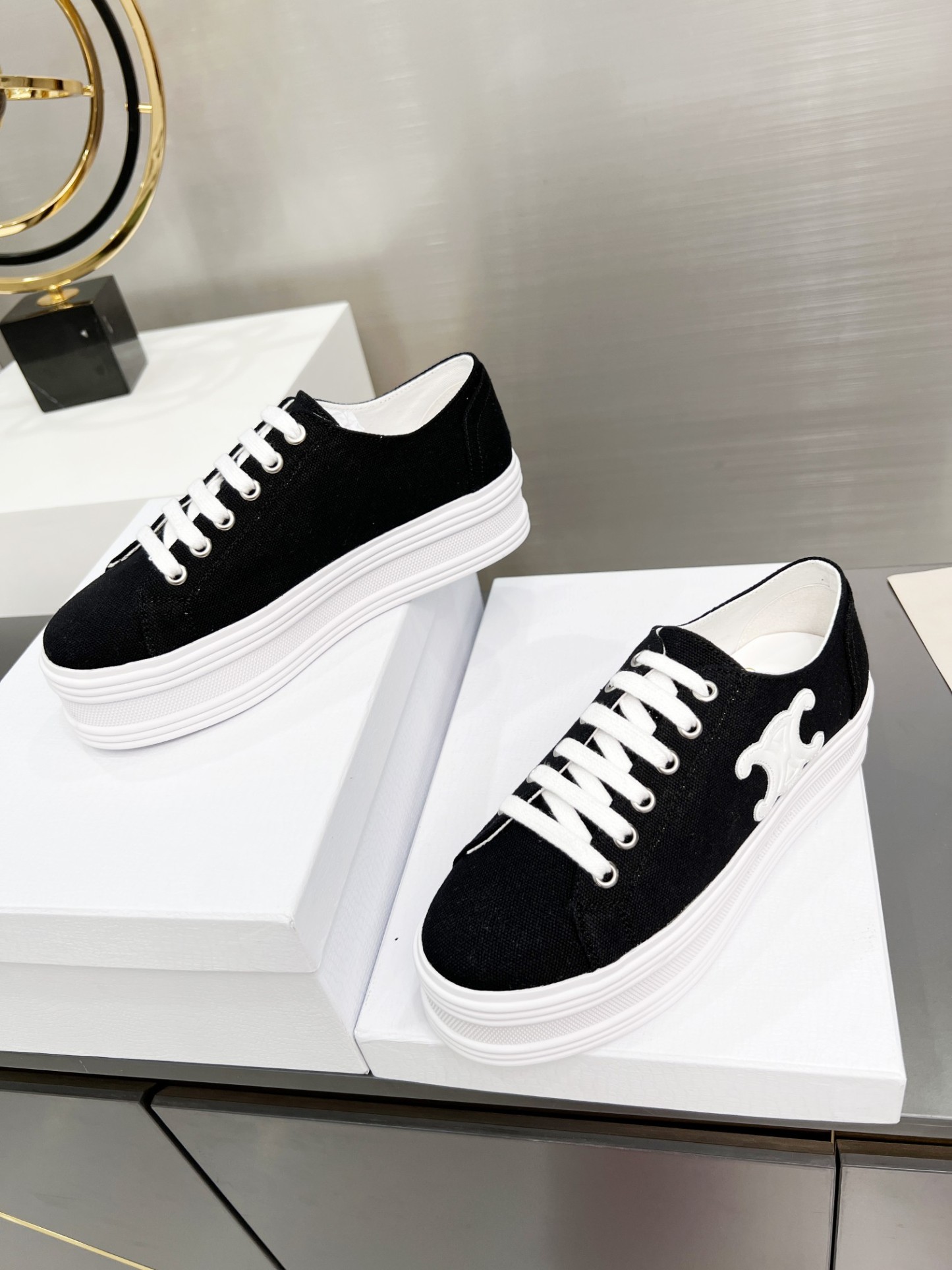 C style low heel canvas casual shoes-Luxeon