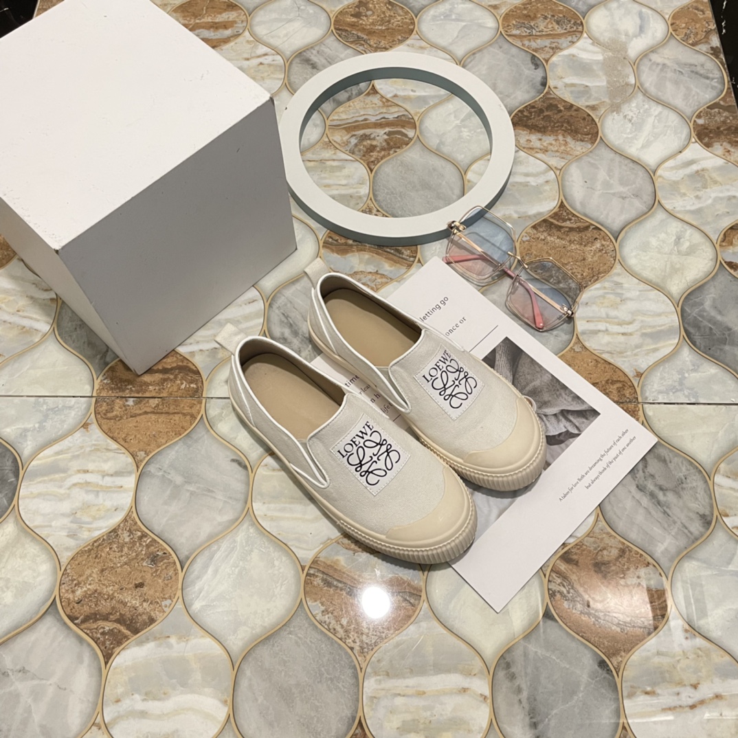L style new women loafers flats-Luxeon