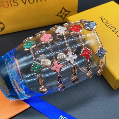 L style five flower bracelet-Luxeon