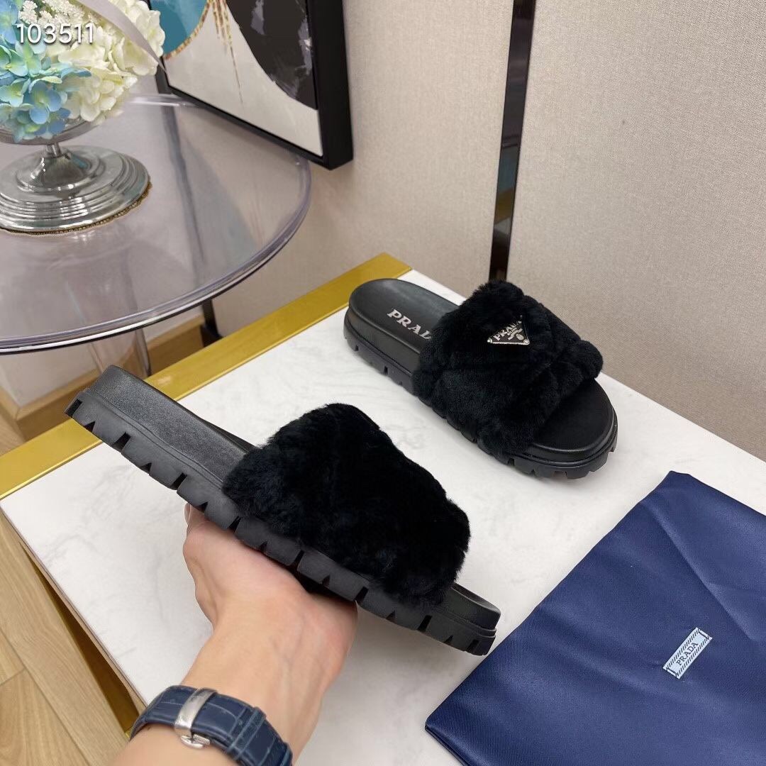 P style winter new women slippers-Luxeon