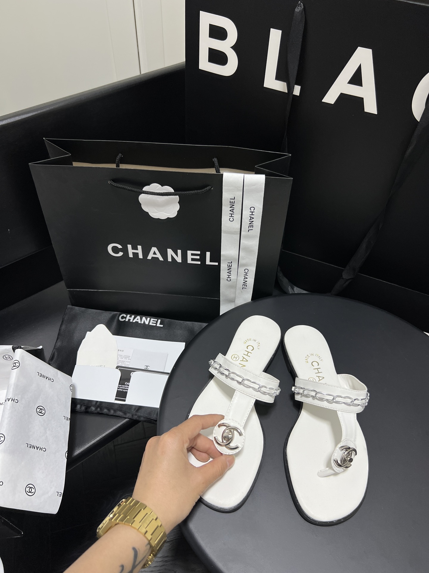 C style & Vintage Secondhand School Bag Buckle Slippers-Luxeon