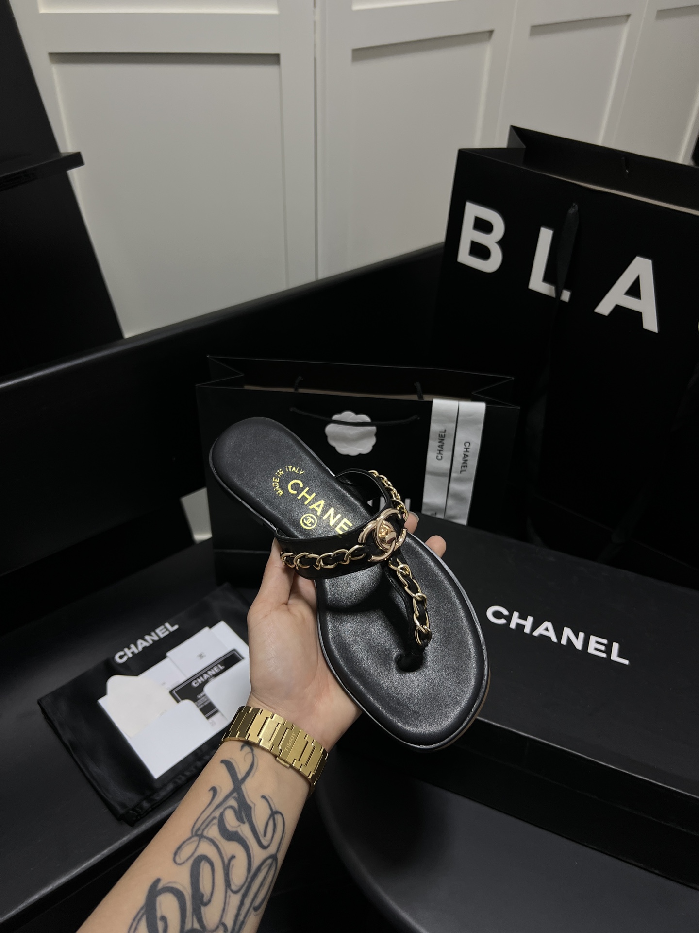 C style & Vintage Secondhand School Bag Buckle Slippers-Luxeon