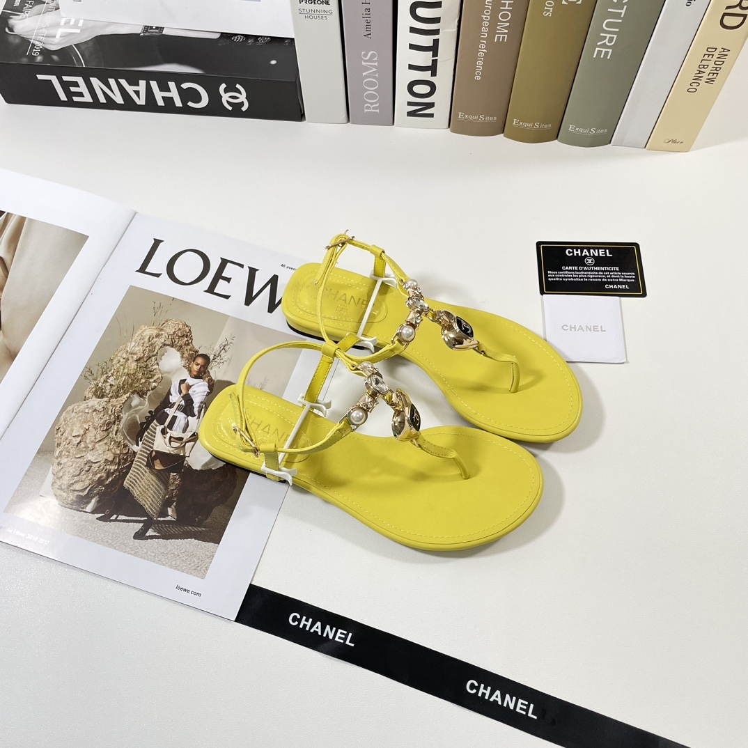 C style 2023 Spring New Love Double Buckle Sandals-Luxeon