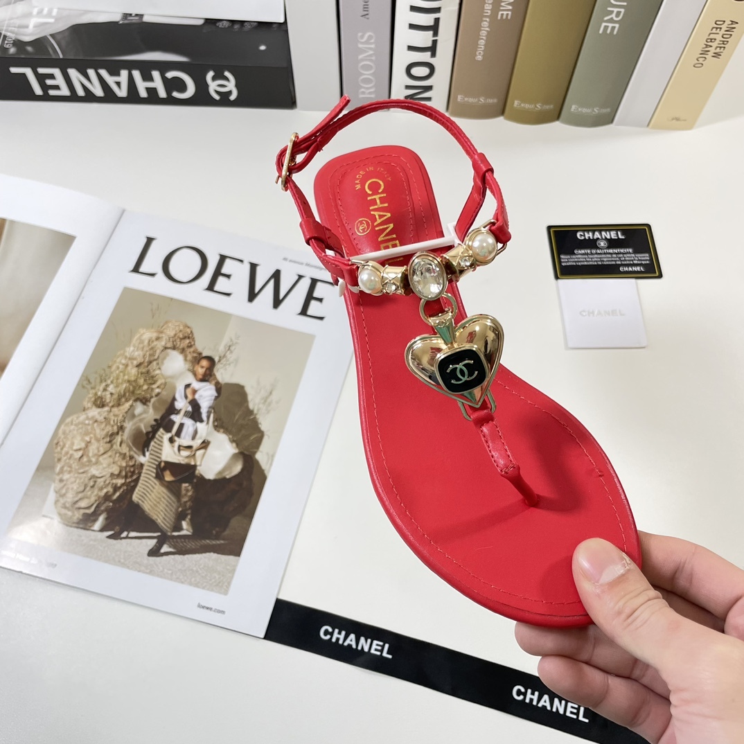 C style 2023 Spring New Love Double Buckle Sandals-Luxeon