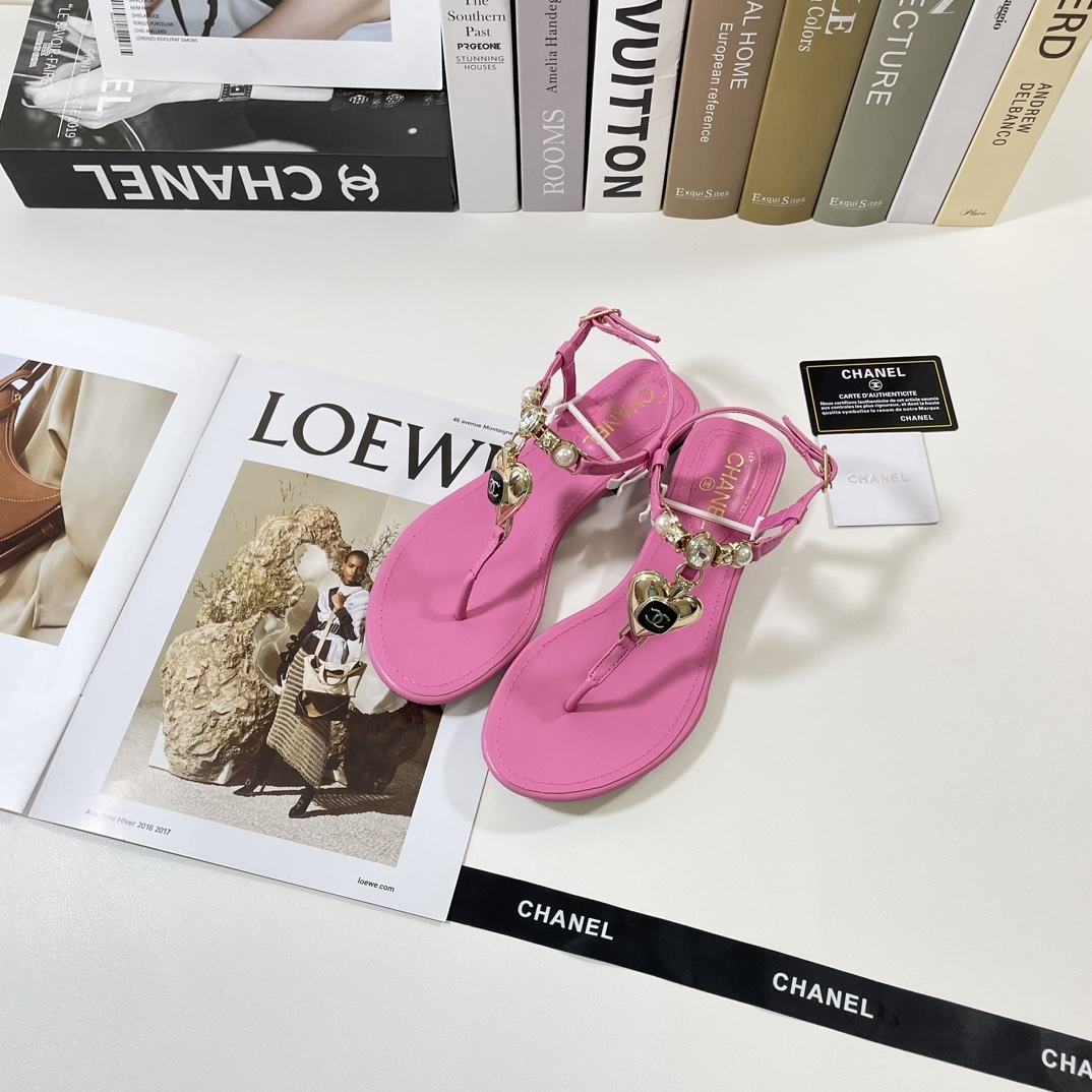 C style 2023 Spring New Love Double Buckle Sandals-Luxeon