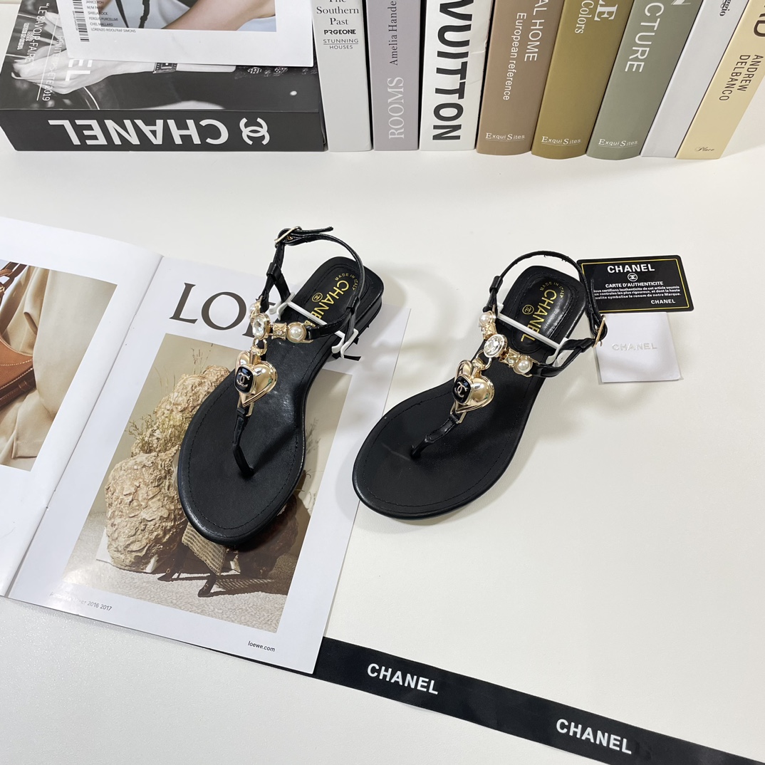 C style 2023 Spring New Love Double Buckle Sandals-Luxeon