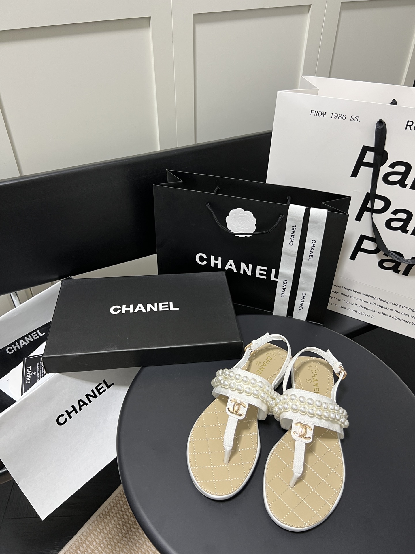 C style Pearl Sandal Collection-Luxeon