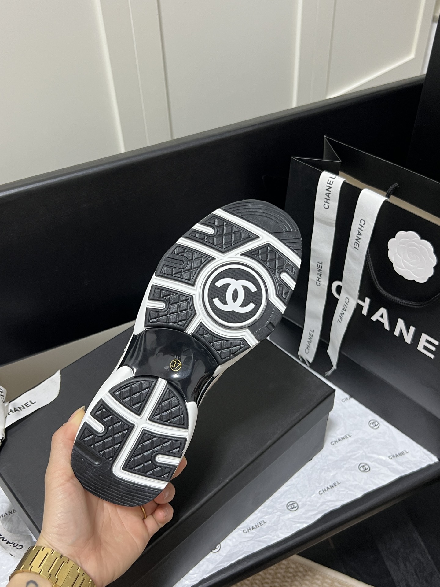 C style counter top casual sneakers-Luxeon