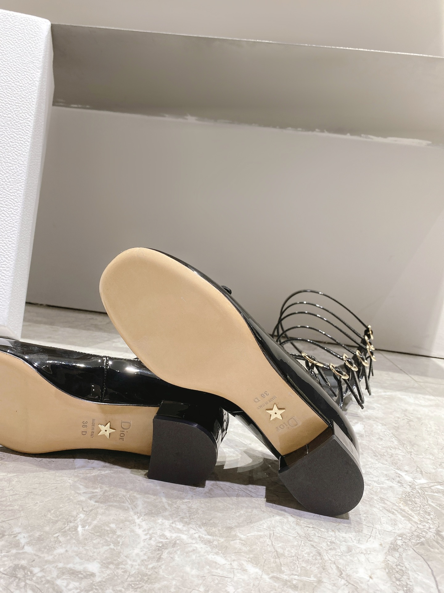D style 2023 new product Mary real bow series Roman sandals-Luxeon