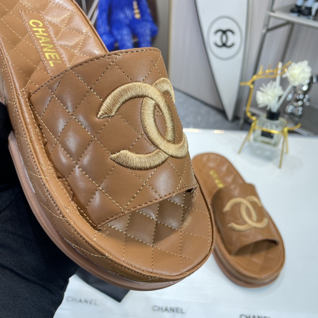 C style summer high-end slippers-Luxeon