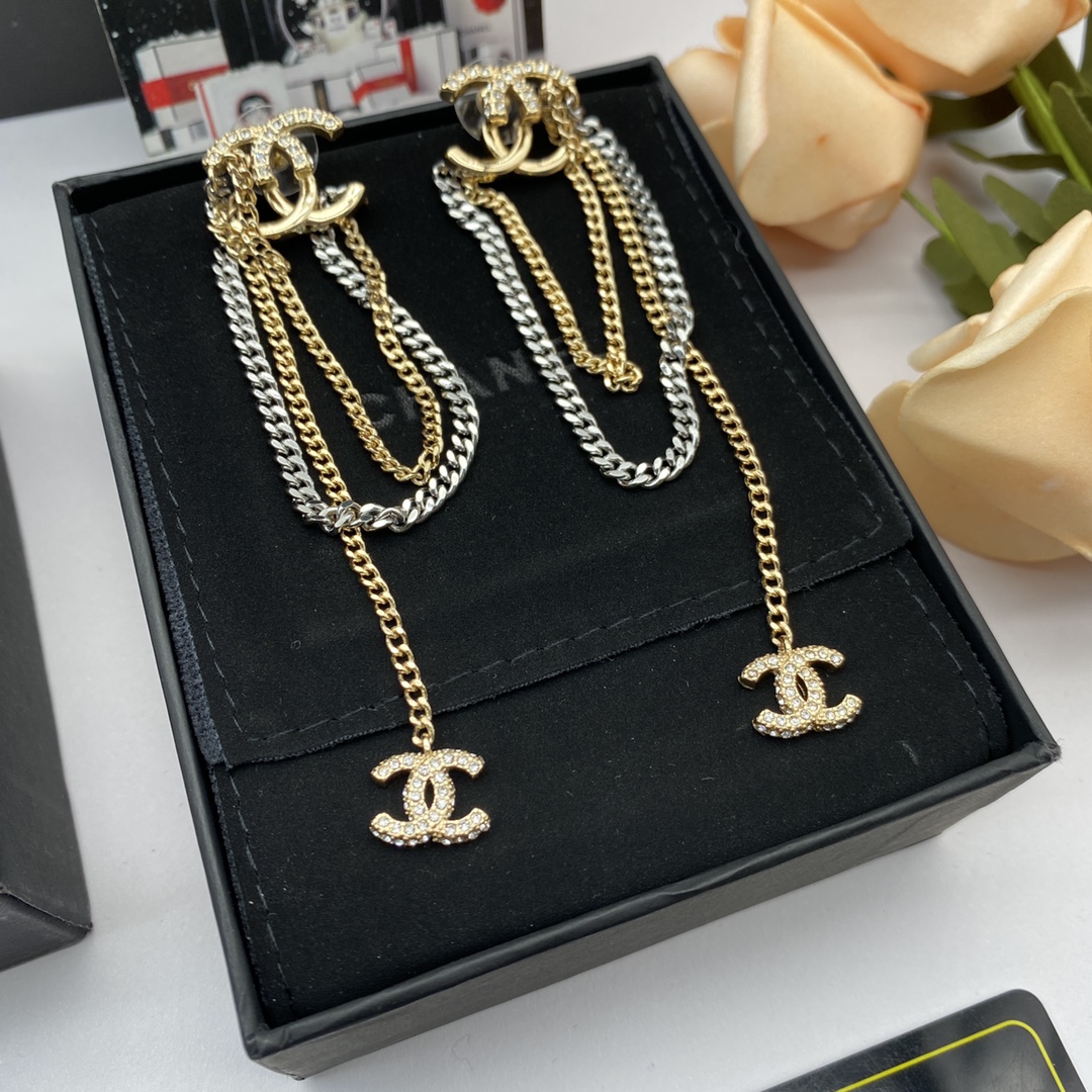 C style fashion tassel earrings-Luxeon