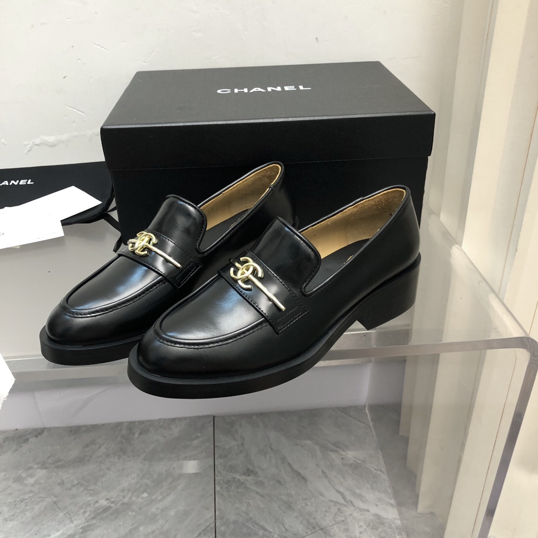 C style New Ladies Loafers-Luxeon