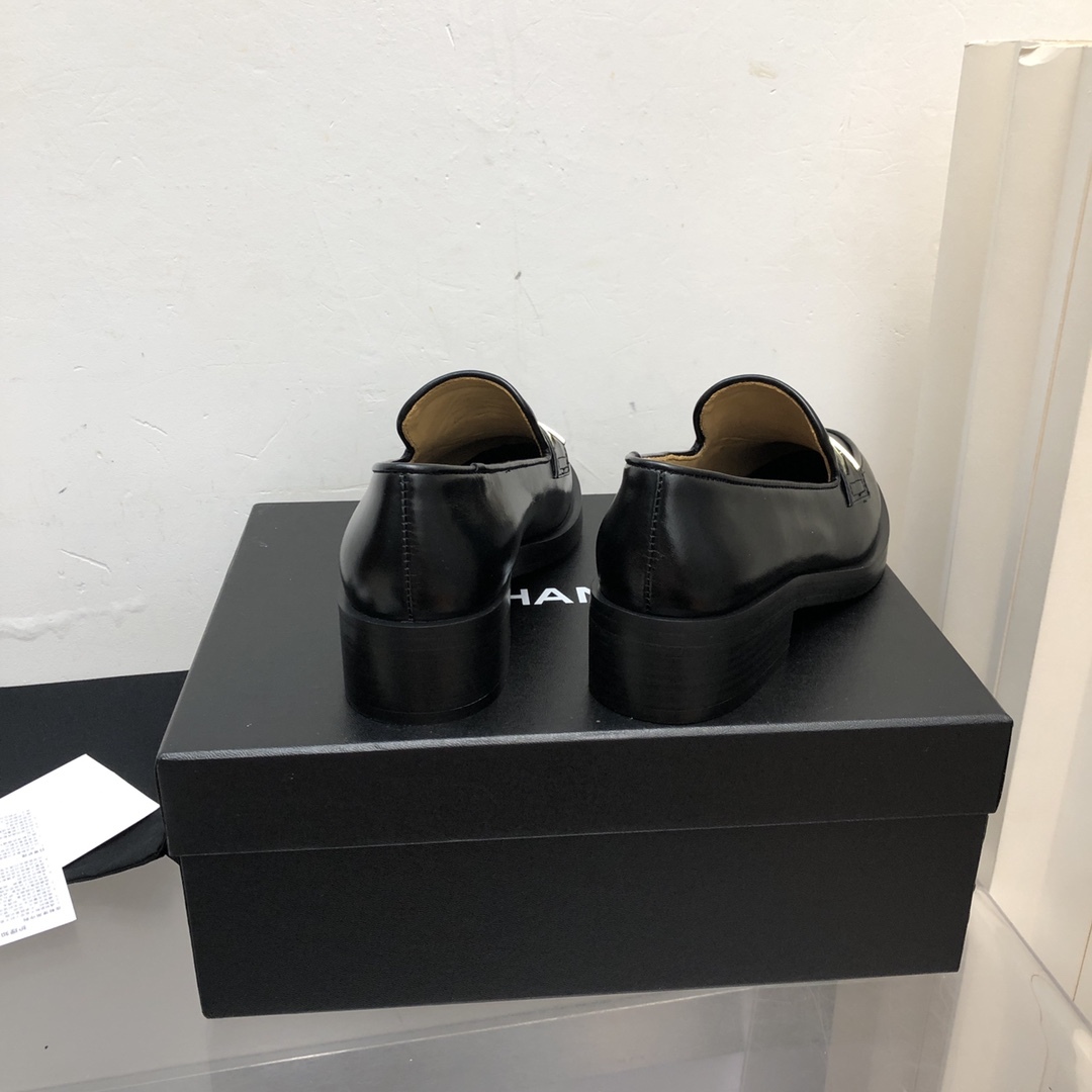 C style New Ladies Loafers-Luxeon