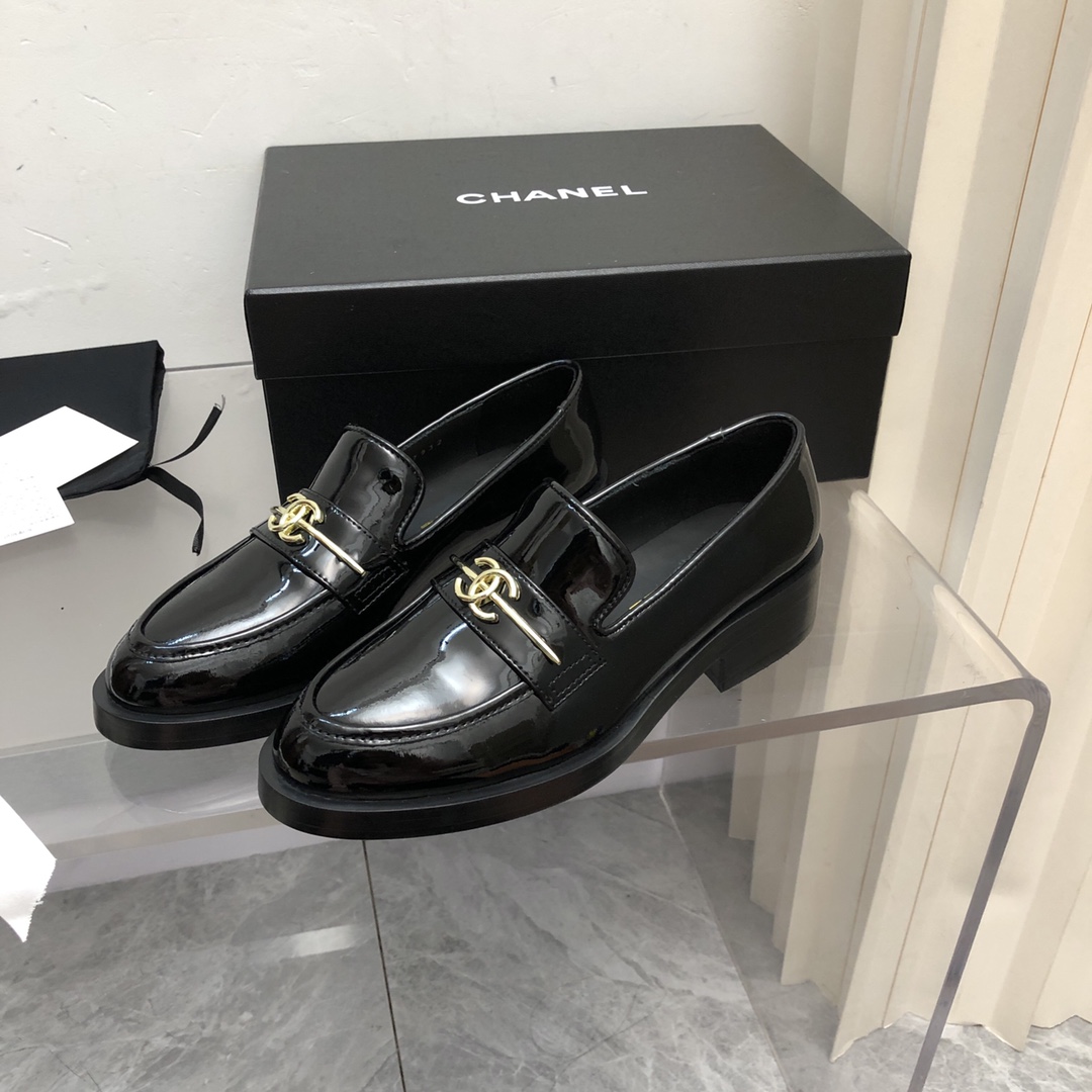 C style New Ladies Loafers-Luxeon