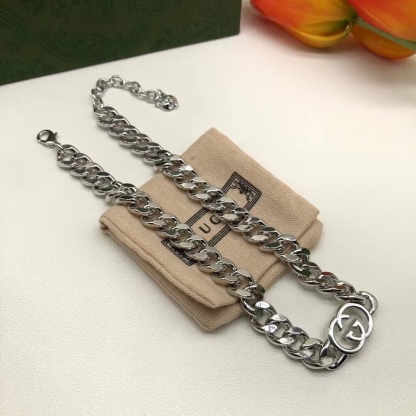 G style trendy necklace-Luxeon