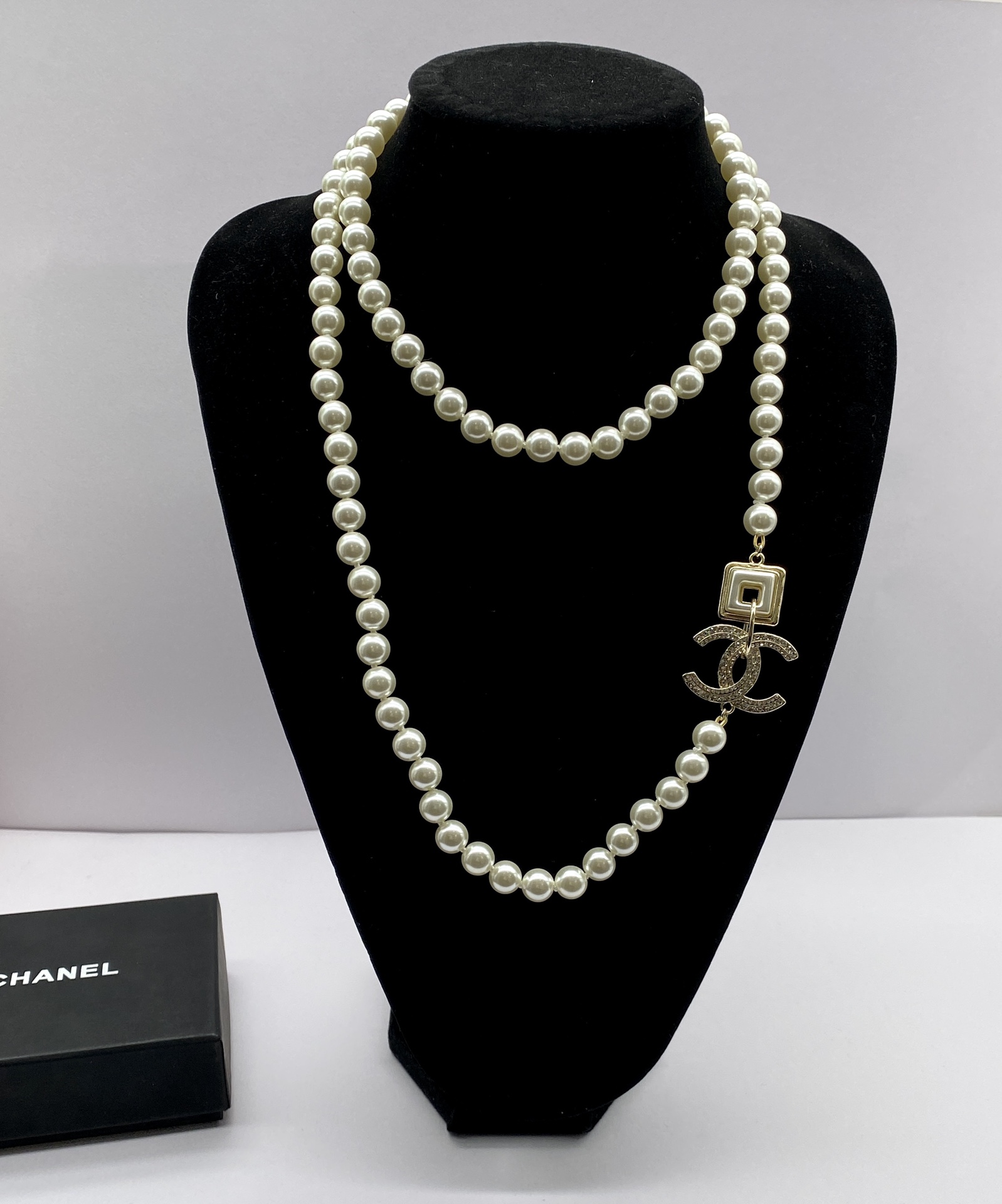 C style new sweater chain necklace-Luxeon