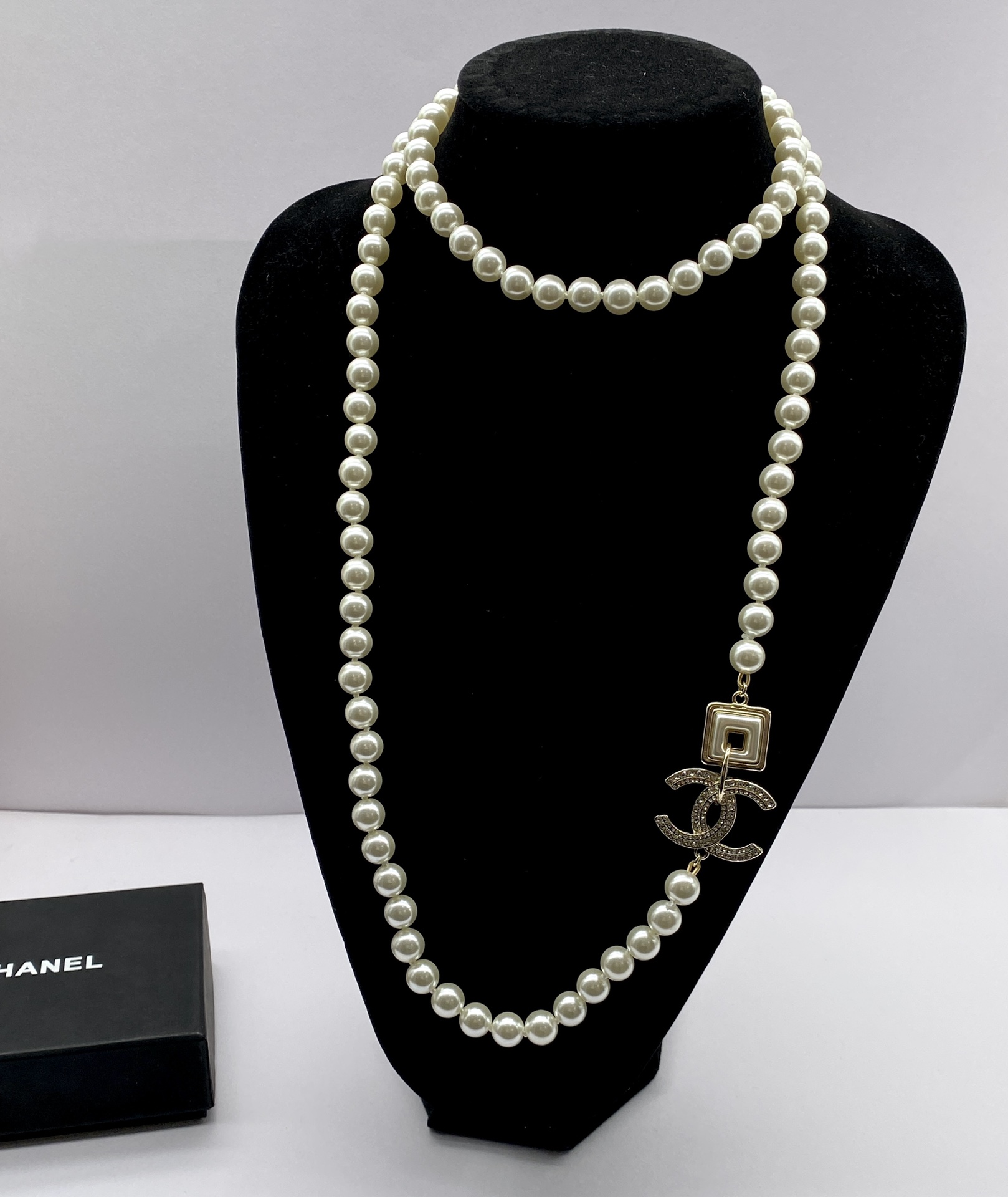C style new sweater chain necklace-Luxeon