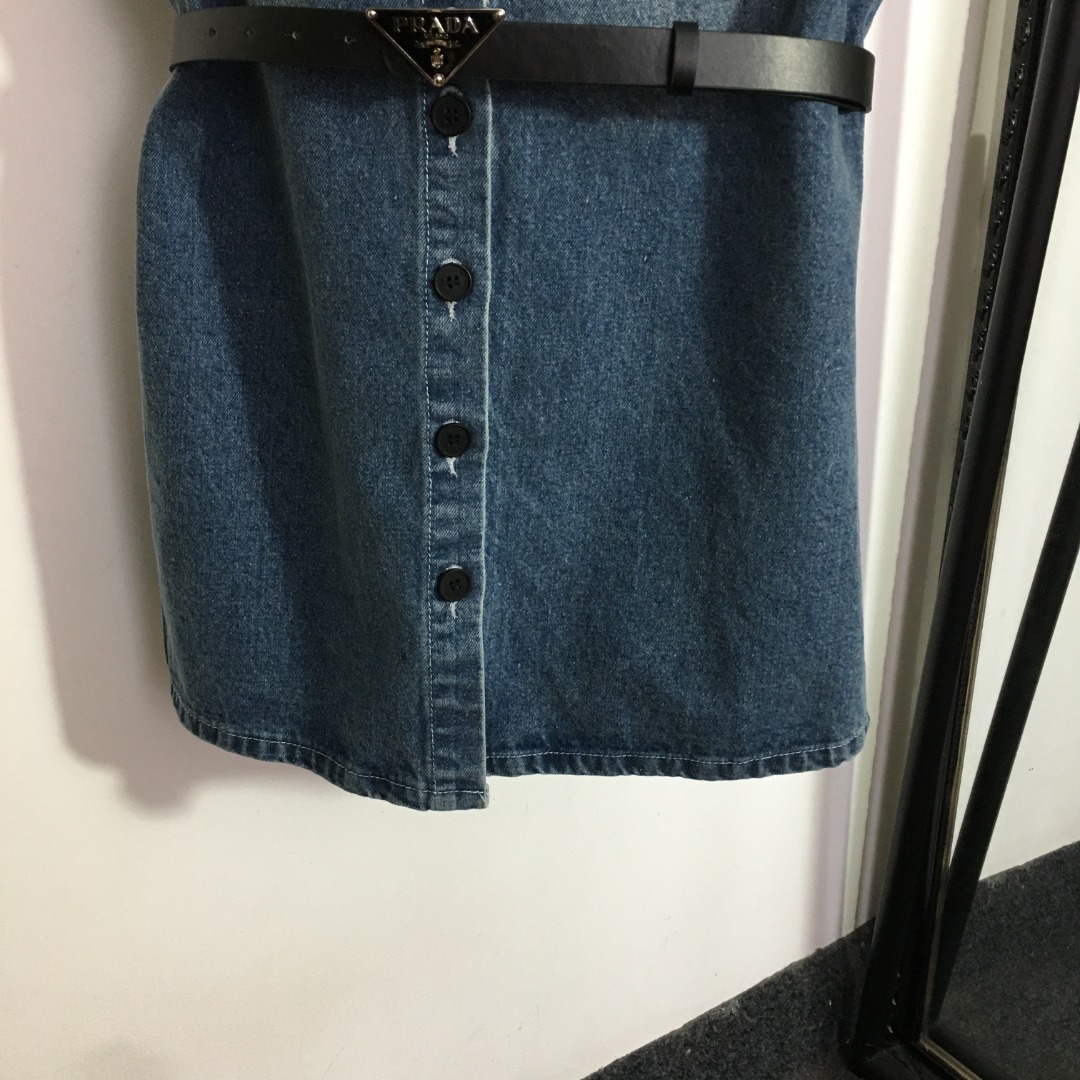 P style denim vest jacket-Luxeon