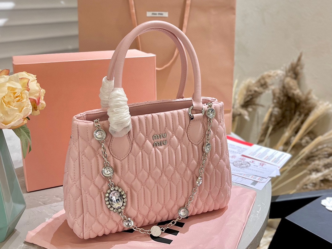 Miumiu new lambskin pleated vegetable basket Tote bag-Luxeon