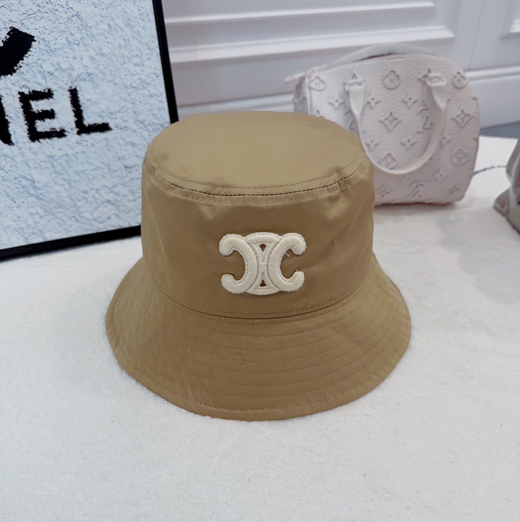 C style fashion simple fisherman hats-Luxeon