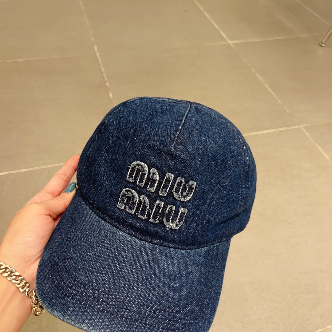Miu Miu fashion casual baseball hats-Luxeon
