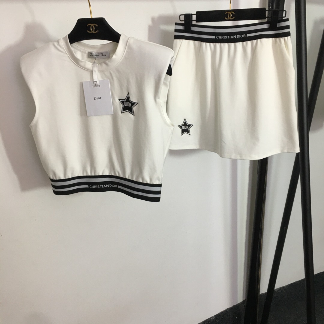 D style short sleeve shorts suit-Luxeon