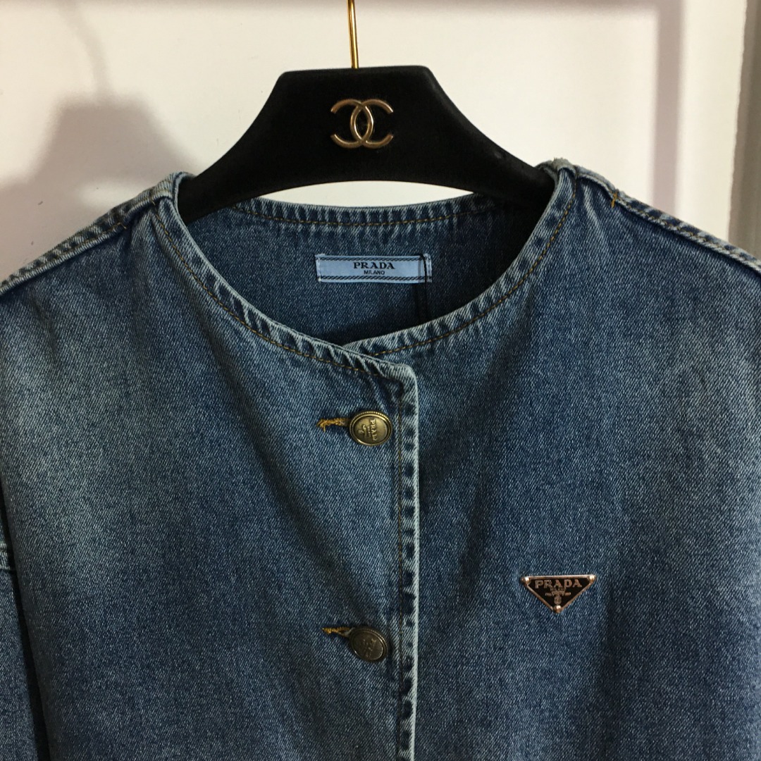 Prad Long Sleeve Denim Coat-Luxeon