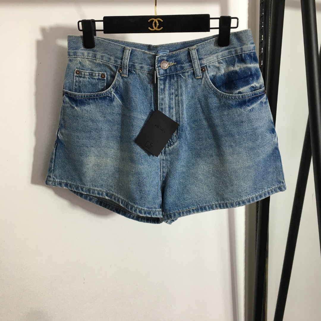 P style High Waist Denim Shorts-Luxeon