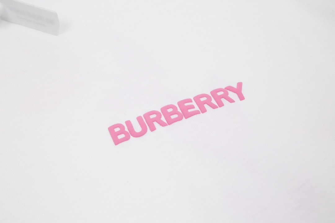 Burberry Summer Limited Print Short Sleeves-Luxeon