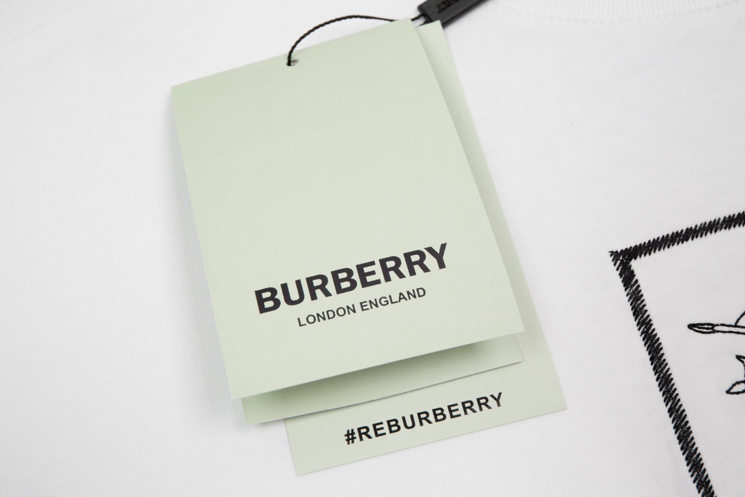 Burberry Summer Warhorse Embroidered Short Sleeves-Luxeon